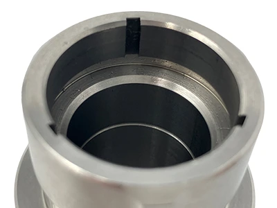 貫通穴多重キー溝